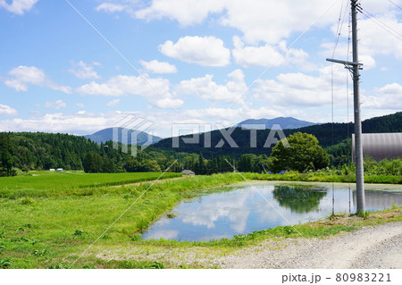 妙高の田園風景 80983221