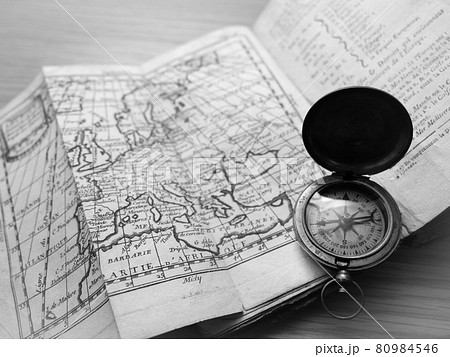 old map compass black and white