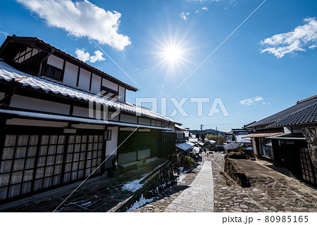 【馬籠宿】冬晴れの中山道 【馬籠宿】冬晴れの中山道 80985165