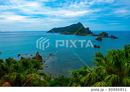南国ムード溢れる素晴らしい景観の沖秋目島 南国ムード溢れる素晴らしい景観の沖秋目島 80986851