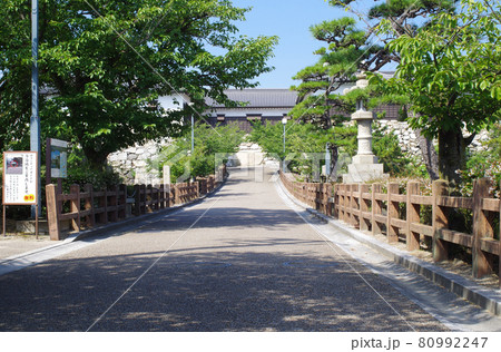 今治城参道の景色 80992247