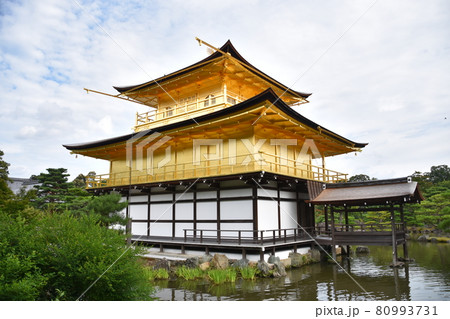 金閣寺　夏の京都 80993731