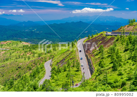 （群馬県）志賀草津道路（さわやか街道）　草津側の景色 80995002