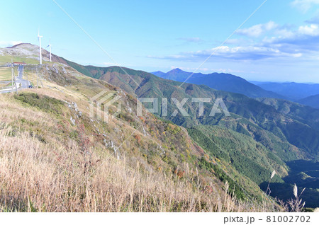 四国カルストの秋 81002702