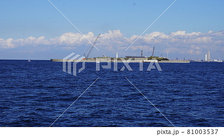 秋の東京湾の第二海堡 秋の東京湾の第二海堡 81003537