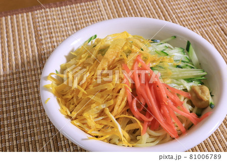冷やし中華 81006789