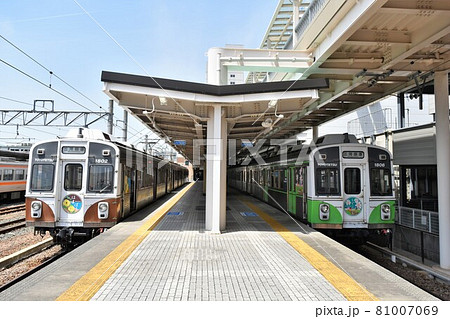 新豊橋駅ホーム (豊橋鉄道渥美線) 新豊橋駅ホーム (豊橋鉄道渥美線) 81007069