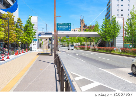 福岡市中央区地行浜から西方面の景色　よかトピア通り　MARK IS 福岡ももち前 81007957