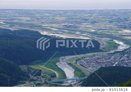 犀鶴林道(獅子吼高原)からの加賀平野の眺め 白山手取川ジオパーク 犀鶴林道(獅子吼高原)からの加賀平野の眺め 白山手取川ジオパーク 81013616