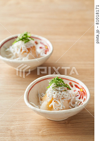 しらすおろし しらすおろし 81018171