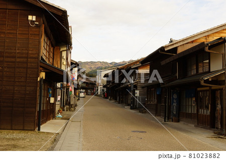 岩村城下町の町並み(旧恵那街道) 岩村城下町の町並み(旧恵那街道) 81023882
