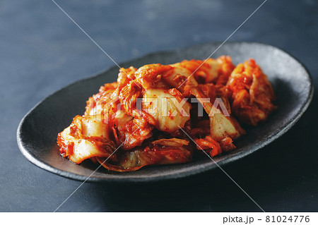 辛くて美味しい白菜キムチ 辛くて美味しい白菜キムチ 81024776