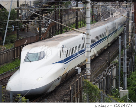 新幹線N700A 山科付近にて 新幹線N700A 山科付近にて 81024777