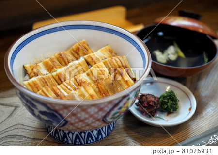 宮島名物 あなごめし 宮島名物 あなごめし 81026931
