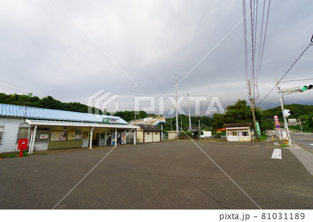 内房線佐貫町駅の風景 81031189