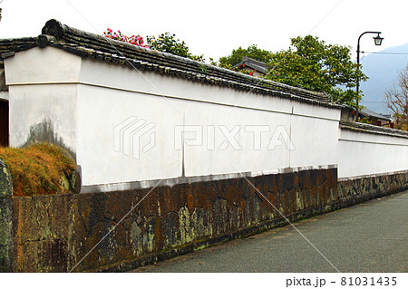 萩城下町の菊屋家住宅　庭の白壁 81031435