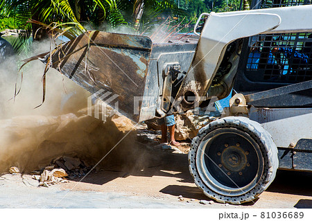 Construction machinery for plowing and shoveling rocks Construction machinery for plowing and shoveling rocks 81036689