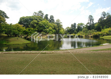彦根城の「玄宮園」（滋賀県彦根市金亀町） 81048900
