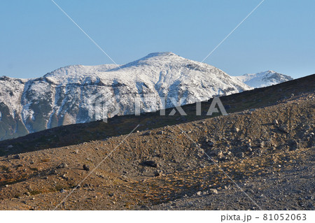砂岩の向う 砂岩の向う 81052063