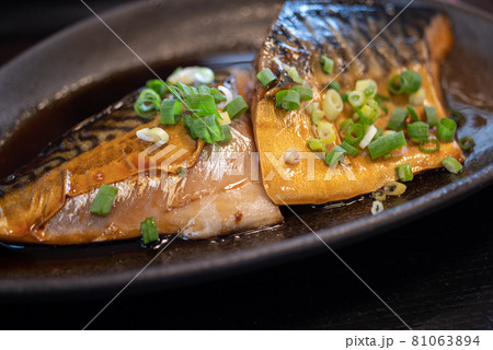 魚の煮つけ 魚の煮つけ 81063894