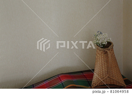 タイランドの竹細工・ボトルスタンド タイランドの竹細工・ボトルスタンド 81064958