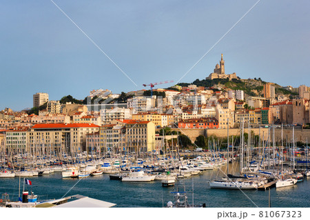 Marseille Old Port with yachts. Marseille, France Marseille Old Port with yachts. Marseille, France 81067323