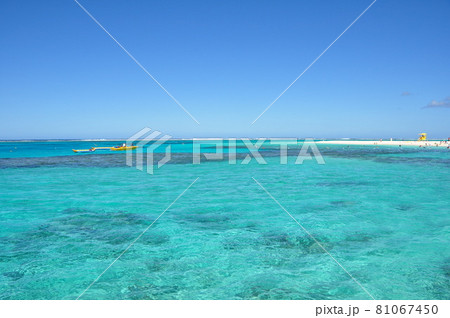 サイパン:マニャガハ島のきれいな海 サイパン:マニャガハ島のきれいな海 81067450