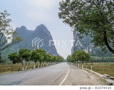 中国 広西チワン族自治区 陽朔 / Yangshuo, Guangxi, China 81074419