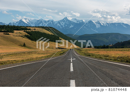Chuysky trakt road in the Altai mountains. Chuysky trakt road in the Altai mountains. 81074448