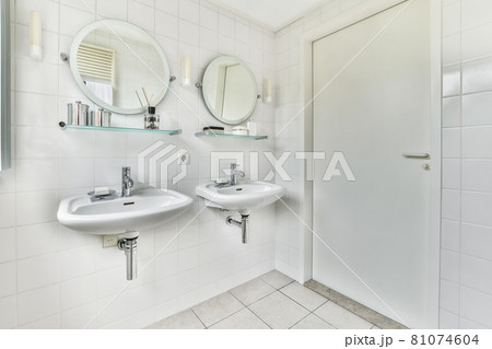 Interior design of beautiful and elegant bathroom 81074604