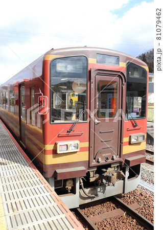 信楽高原鉄道のSKR400形気動車（SKR401号車） 81079462