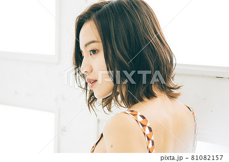 若い女性のヘアスタイルイメージ 若い女性のヘアスタイルイメージ 81082157