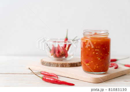 chilli or chilli sauce 81083130