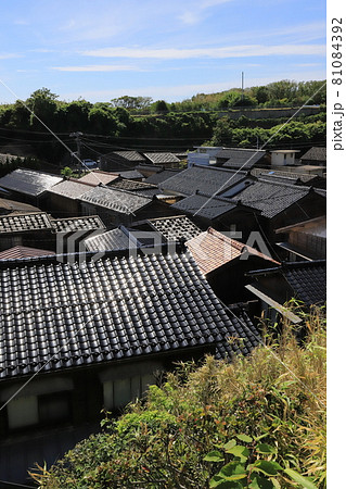 新潟 佐渡 宿根木集落の街並み 新潟 佐渡 宿根木集落の街並み 81084392