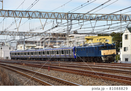 東海道本線 戸塚-大船 JR東日本 EF64-1030(長岡)+E235系1000番台 J-07編成 東海道本線 戸塚-大船 JR東日本 EF64-1030(長岡)+E235系1000番台 J-07編成 81088829