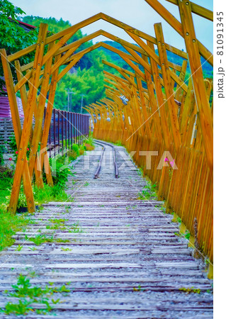 石と賢治のミュージアム 線路オブジェ 岩手県一関市 石と賢治のミュージアム 線路オブジェ 岩手県一関市 81091345