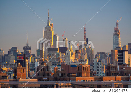 New York City midtown skyline - beautiful cityscape New York City midtown skyline - beautiful cityscape 81092473
