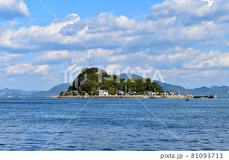 愛媛来島城　来島水軍　日本最大の海賊の本拠地 81093713