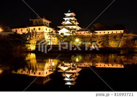 日本三大水城 夜の愛媛今治城(吹上城、吹揚城) 日本三大水城 夜の愛媛今治城(吹上城、吹揚城) 81093721