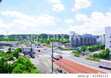 昭島市内の景色と拝島橋 昭島市内の景色と拝島橋 81099131