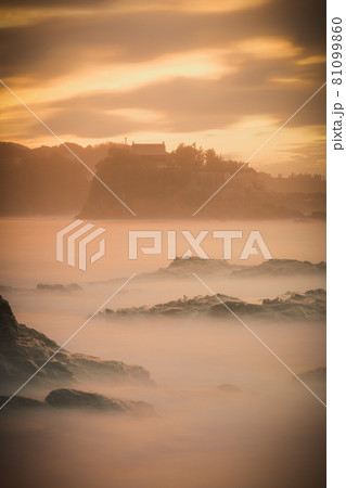 夕暮れの小浜海岸 夕暮れの小浜海岸 81099860