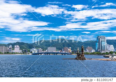 《島根県》宍道湖・袖師地蔵と松江市中心街 81100147