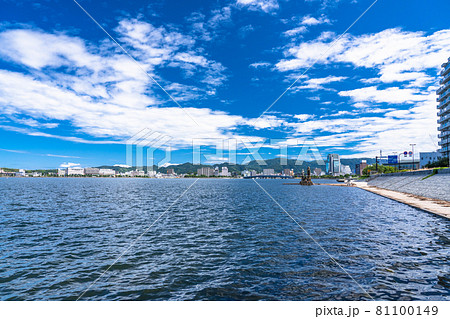 《島根県》宍道湖・袖師地蔵と松江市中心街 81100149