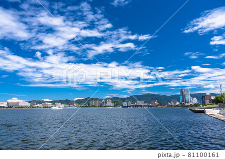 《島根県》宍道湖・松江市中心街 81100161