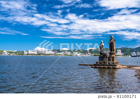 《島根県》宍道湖・湖畔にたたずむ袖師地蔵 81100171