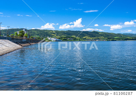《島根県》宍道湖・湖畔の眺め 《島根県》宍道湖・湖畔の眺め 81100287