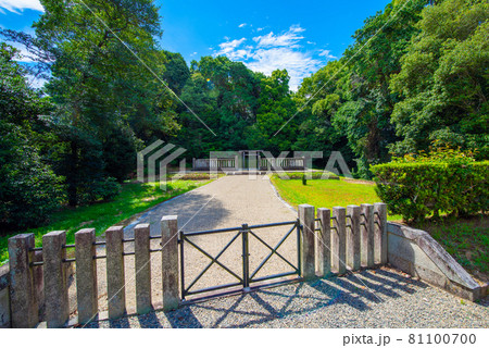 奈良県橿原市　第四代　懿徳天皇陵(いとくてんのうりよう）畝傍山南纖沙溪上陵 81100700