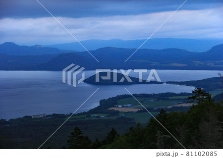 北海道の夏　津別峠からの屈斜路湖の眺望 81102085