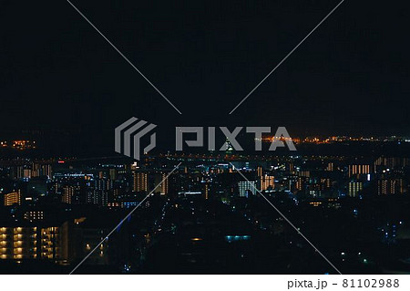 灘の山から望む神戸の街並み(夜景) 灘の山から望む神戸の街並み(夜景) 81102988