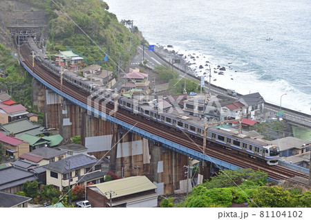 東海道本線　早川－根府川　JR東日本　E217系　湯河原疎開 81104102